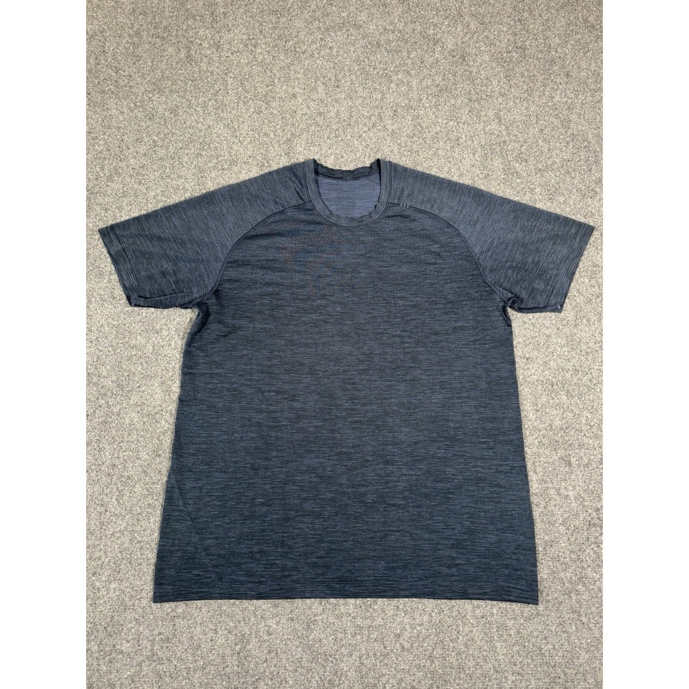Lululemon Metal Vent Tech Shirt Mens Large Blue Short Sleeve Lightweight EUC